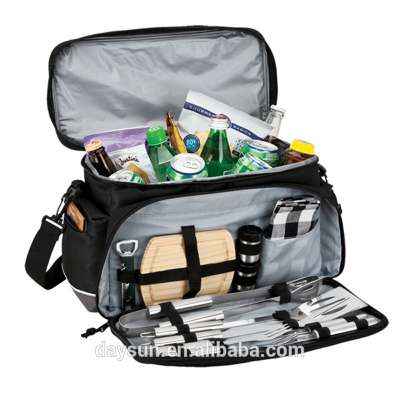 Picnic cooler bag and braai set insulated cooler bag